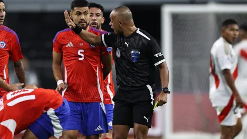 Wilton Sampaio dirigirá, otra vez, el partido entre Chile y Perú. Javier Castrilli quedó preocupado.