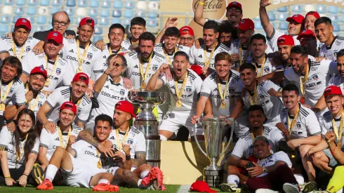 Colo Colo cambia de camiseta para 2025.