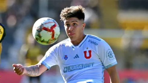 Morales ya entrena con normalidad en la U a pesar de ser bajar por lesión en la Roja.