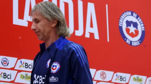 Gareca fue apabullado por las preguntas de la prensa.