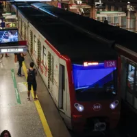 Alerta Metro de Santiago: Reportan cierre de varias estaciones de la Línea 1 del servicio