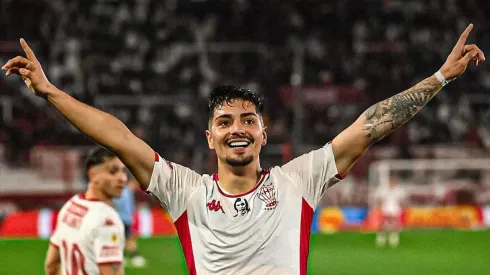 Alarcón suma elogios por su nuevo golazo