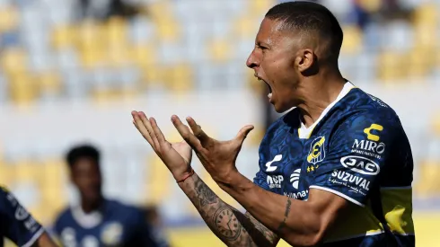 El uruguayo Kevin Méndez fue muy importante para Everton.