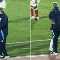 ¿La paz definitiva? Arturo Vidal se abraza con el Tigre Gareca tras volver a la Roja ante Venezuela