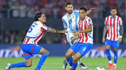 Diego Gómez fue expulsado ante Bolivia y se pierde el partido contra Chile