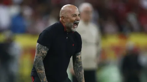 Sampaoli ya empieza a pasar la podadora en Francia