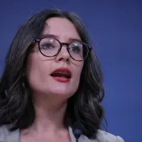 Ministra Camila Vallejo se refiere a "pacto de silencio" sobre denuncia contra Manuel Monsalve