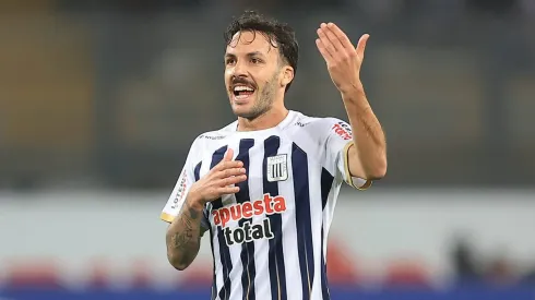 El volante uruguayo tiene mucha experiencia y una opción en el contrato que ilusiona a más de alguno en Chile.