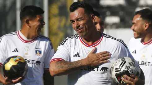 Esteban Paredes es palabra autorizada en Colo Colo.