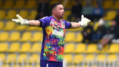 Miguel Pinto en acción por Coquimbo Unido.