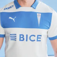 Con innovador diseño la UC presenta nueva camiseta local 2025: ¿Dónde comprar y cuál es el precio?