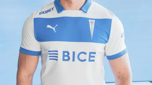 La nueva camiseta de los cruzados tiene un cambio en la franja y fue presentada por Puma.