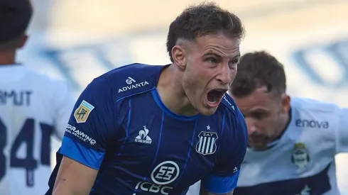 Barti marcó golazo y mete en la lucha por el título a Talleres