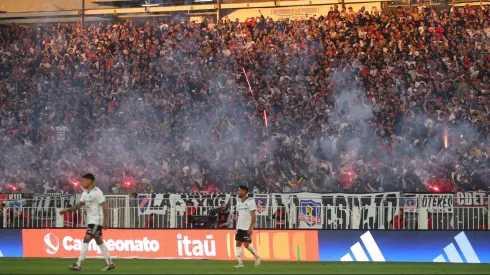 Los hinchas albos han acompañado a Colo Colo.