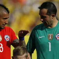 Analizan posible quiebre del camarín en Colo Colo por llegada de Claudio Bravo: "Tuvieron algunos..."