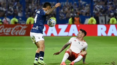 Joaquín García enfrenta la marca de Rodrigo Echeverría.