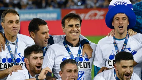 Quinteros celebró su primer título en Argentina