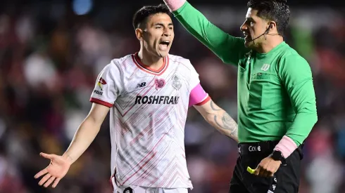 Claudio Baeza al parecer tiene los días contados en el Toluca.