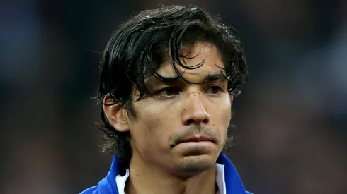 Matías Fernández no tiene dudas al calificar a un excompañero como el mejor chileno de la historia.