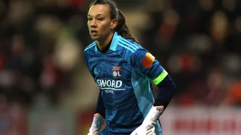 Tiane Endler jugará este miércoles con el Olympique de Lyon.