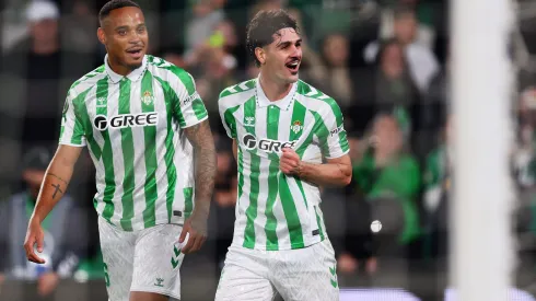 Real Betis sumó un triunfo clave en la Conference League.