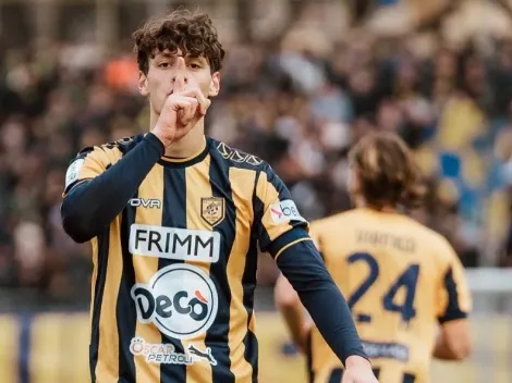 Gol del bisnieto de Mussolini deja la escoba en Italia