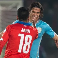Reaparece el dedo: la nueva tocada de oreja de Gonzalo Jara a Edinson Cavani