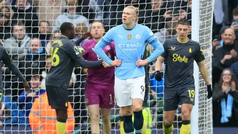 Erling Haaland tuvo el triunfo del Manchester City en sus pies, pero se equivocó.