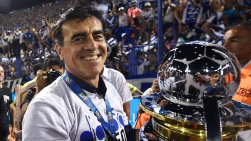 Gustavo Quinteros se va de Argentina como campeón.