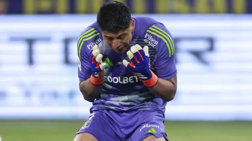 Brayan Cortés vive un calvario por apurar su salida de Colo Colo.