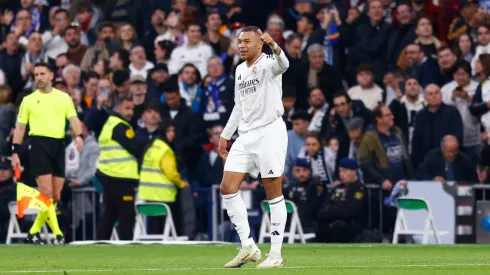 Kylian Mbappé, candidato a marcar ante Valencia, celebra su gol frente a Sevilla.