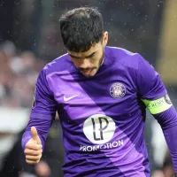 Viralizan estremecedora arenga de Gabriel Suazo en Francia... ¡justo cuando lo mira un gigante de América!