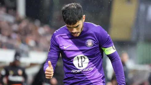 Gabriel Suazo mostró la relevancia que tiene en el vestuario de su equipo.