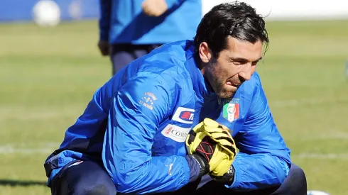 Buffon es elegido como el mejor arquero del mundo por la IFFHS