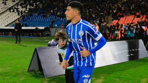 Salomón Rodríguez se acerca a Pedrero.