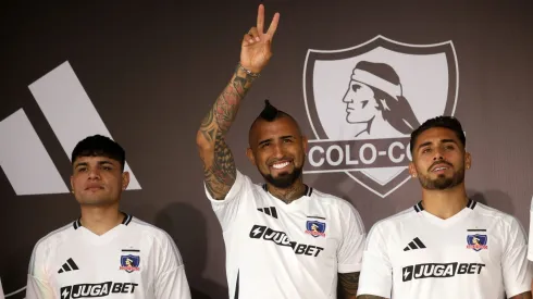 Colo Colo busca jugar la Noche Alba con un rival de lujo.