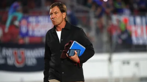 Fernando Díaz exige millonaria cifra.