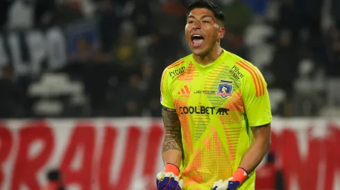 Brayan Cortés no se movió de Colo Colo.