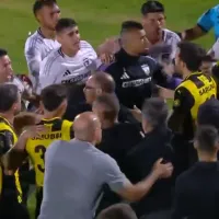 El final ante Peñarol fue un escándalo: roja directa a Saldivia y Colo Colo se retira de la cancha