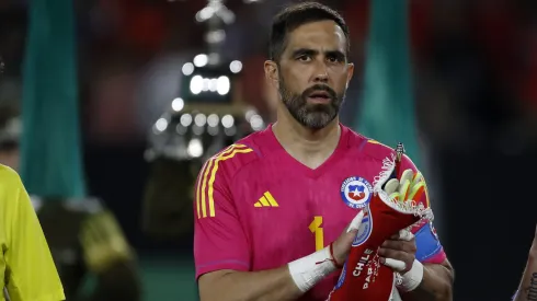Claudio Bravo tuvo chances de salir del retiro para fichar en el Cacique, peeero...