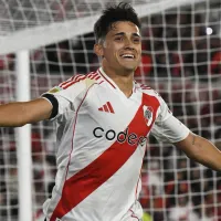 Hinchas de Colo Colo llegan al hotel de River Plate y piden retorno de Pablo Solari: “Para la Libertadores”