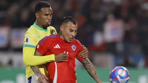 Eduardo Vargas no se moverá de Brasil.