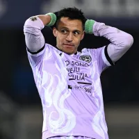 Hinchas chilenos reclaman contra Udinese por temprano cambio de Alexis Sánchez