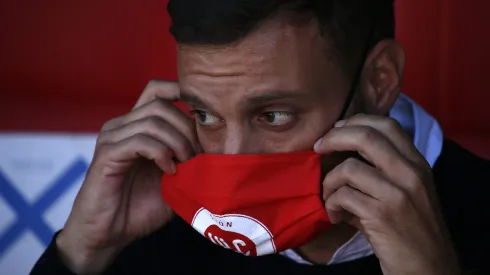 Pasará de dirigir en el Nicolás Chahuán Nazar al estadio Do Dragao.