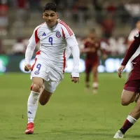 El crítico número 1 del fútbol chileno hace trizas a Damián Pizarro: "Tiene menos definición que..."