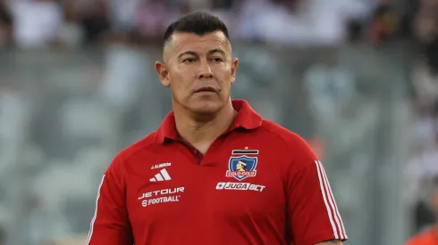 Jorge Almirón tiene un desafío importante con la defensa de Colo Colo