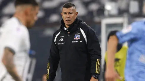Jorge Almirón sorprendió con una reflexión para explicar por qué no usará a los últimos refuerzos de titulares ante Limache.