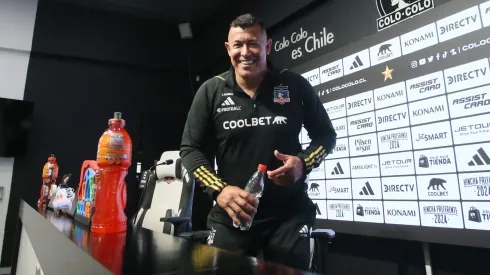 Jorge Almirón extendió su vínculo con Colo Colo.