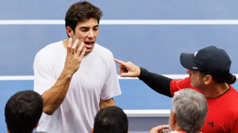 Cristian Garin tras la agresión de Zizou Bergs.