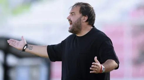 José Luis Sierra hizo un análisis exhaustivo del mercado de pases en Unión Española.